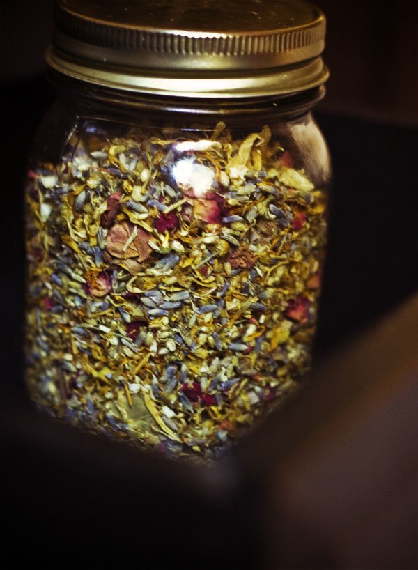 Crunchy Gifts : Herbal Bath Sachets