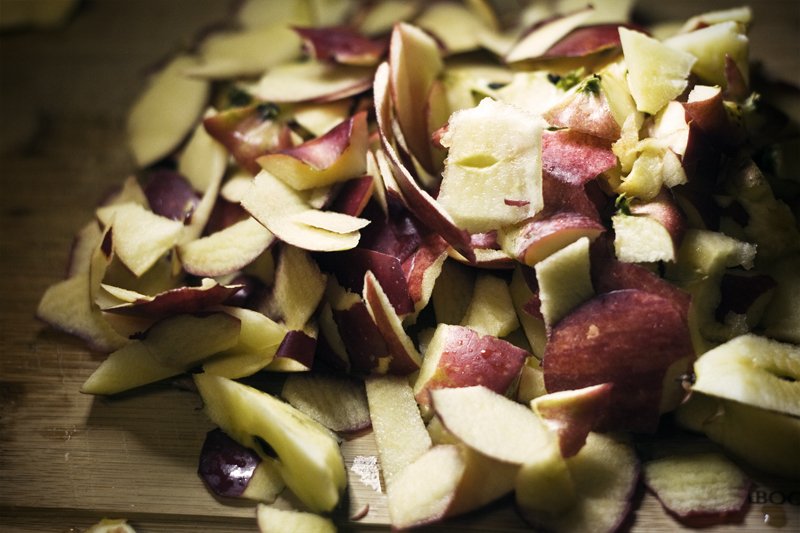 How I'm Making Apple Cider Vinegar, Hopefully