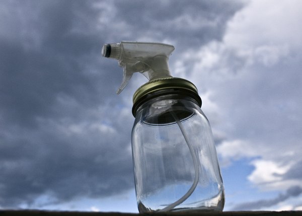 How to Turn a Glass Jar Into an Eco-Friendly Spray Bottle