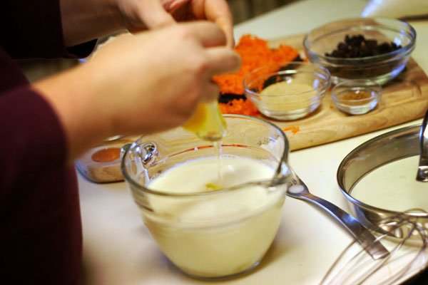 YUM - Crunchy Sister's Hearty Carrot Cake Oatmeal