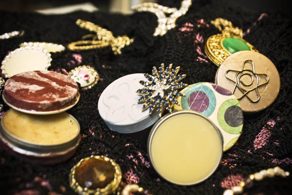 how to make solid perfume