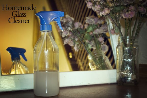 Your Winning Homemade Glass Cleaner – Now With Video