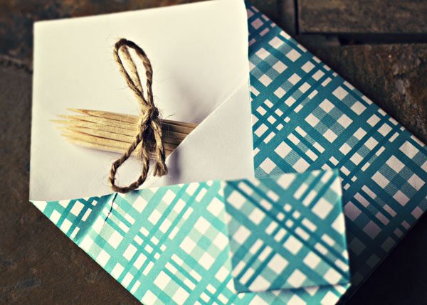 Homemade Flavored Toothpicks as a Gift