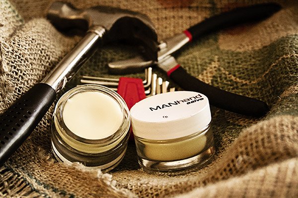 DIY MANhand Salve - Smells like a man, made for a man.