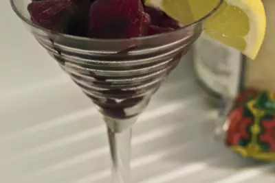 Zingy Blueberry-Green Tea Ice Facial