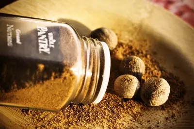 Nutmeg Microdermabrasion and Exfoliator 2