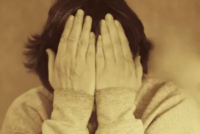 7 Ways to Keep Your Hands and Elbows Soft This Winter 1