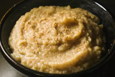 Homemade Applesauce: Face Mask, Shampoo, and Deeeelish Dish 5